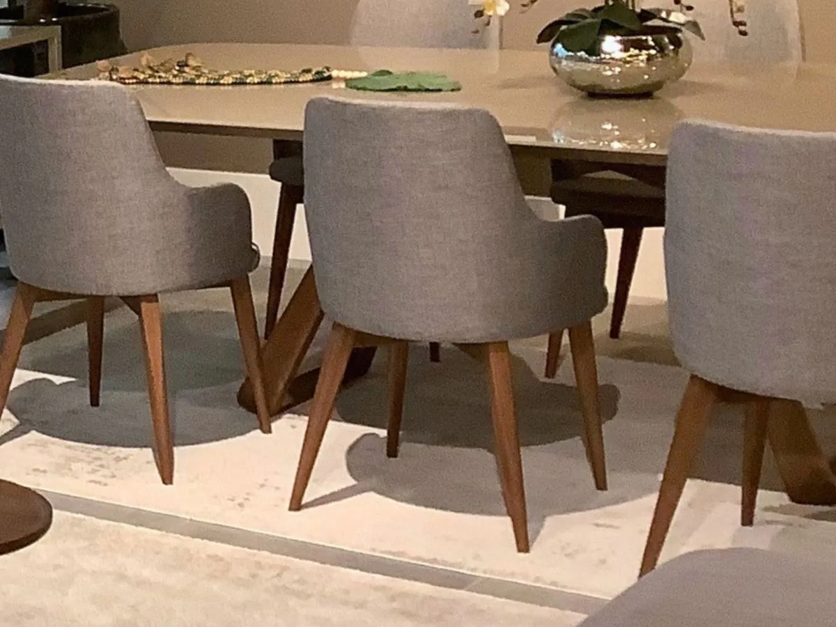 Cadeira Dora com braços — imagem 5