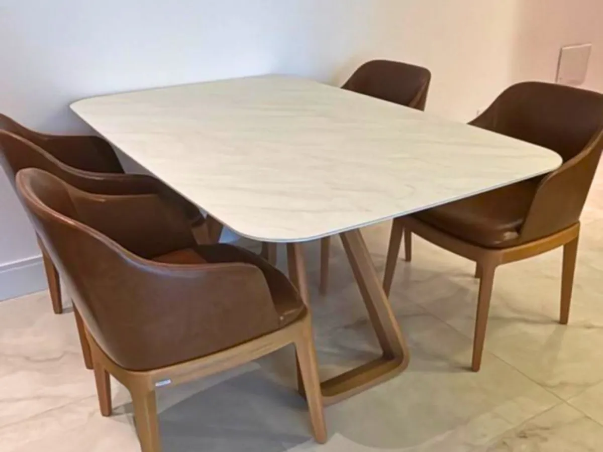 Mesa Zoe — imagem 11
